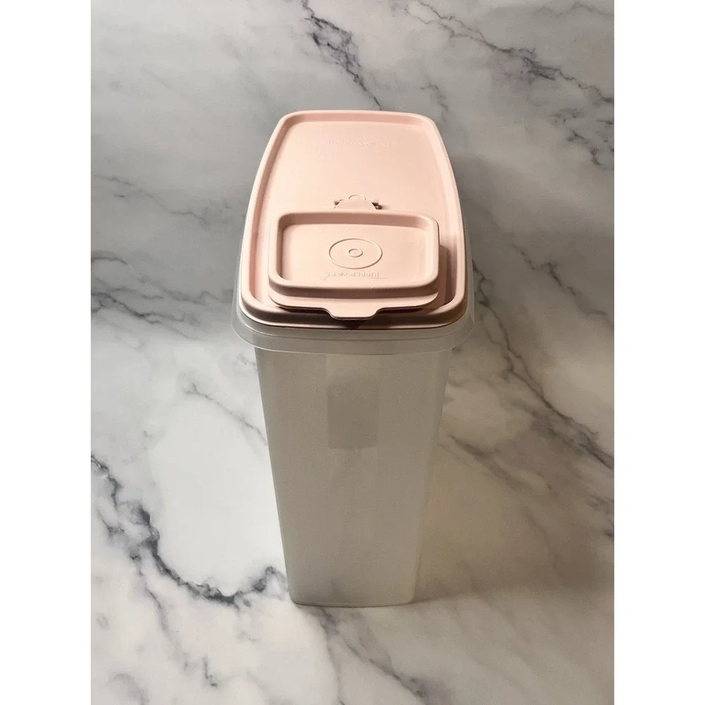Vintage Tupperware Cereal Keeper With Pink Flip Spout 10